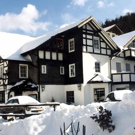 Hotel-Restaurant Zum Dorfkrug Winterberg Kültér fotó