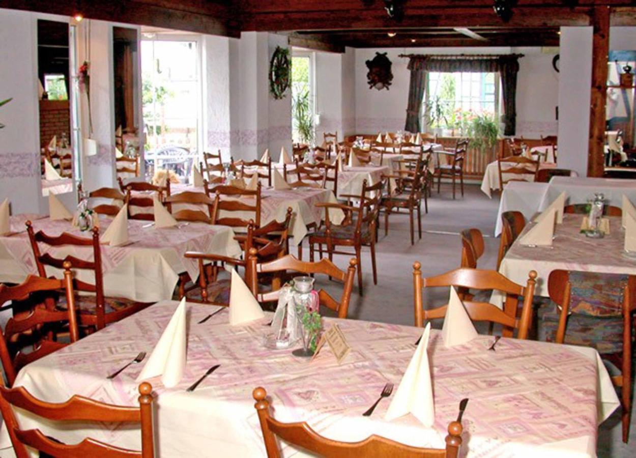 Hotel-Restaurant Zum Dorfkrug Winterberg Kültér fotó