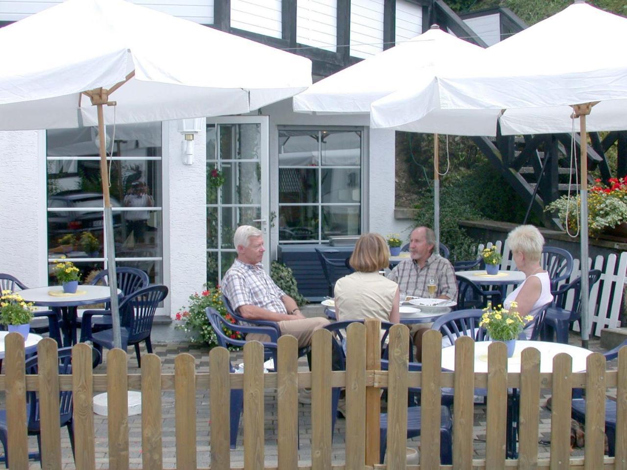 Hotel-Restaurant Zum Dorfkrug Winterberg Kültér fotó
